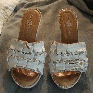 Born Concepts BOC Wedge Peep Toe slip on shoes